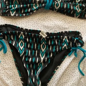 Billabong black bikini